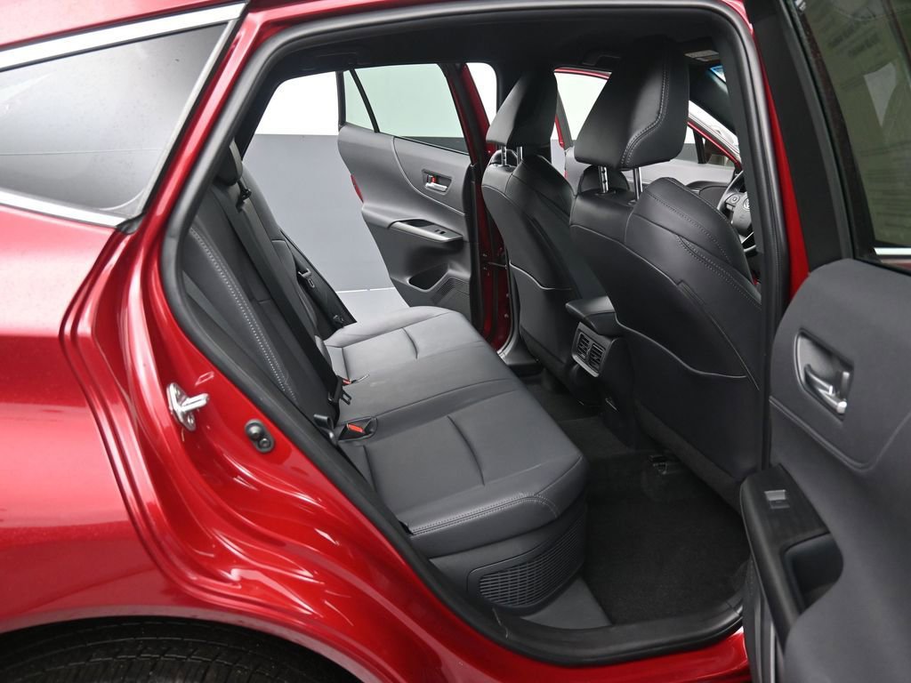 Certified 2024 Toyota Venza Nightshade image 36