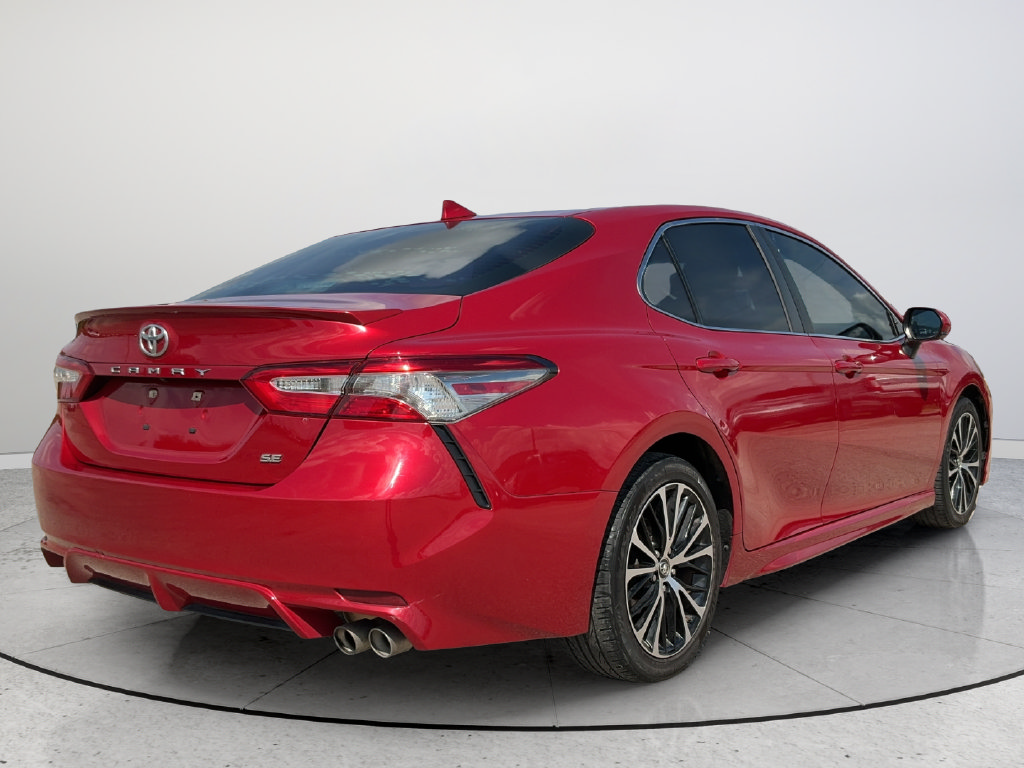 Used 2019 Toyota Camry SE FWD image 6