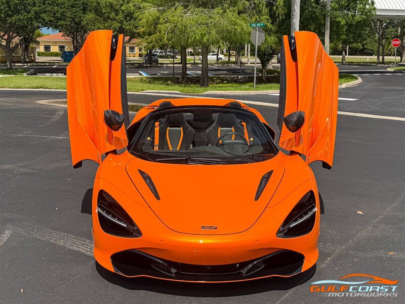 Used 2022 McLaren 720S Performance RWD image 5