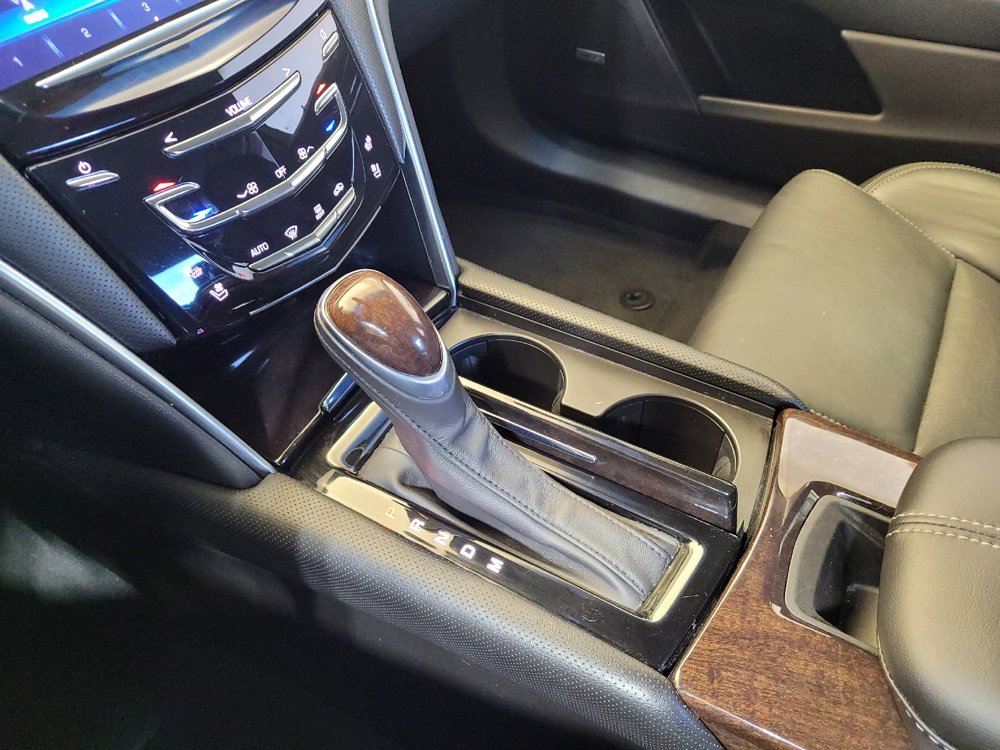 Used 2015 Cadillac XTS Luxury AWD/4WD image 26