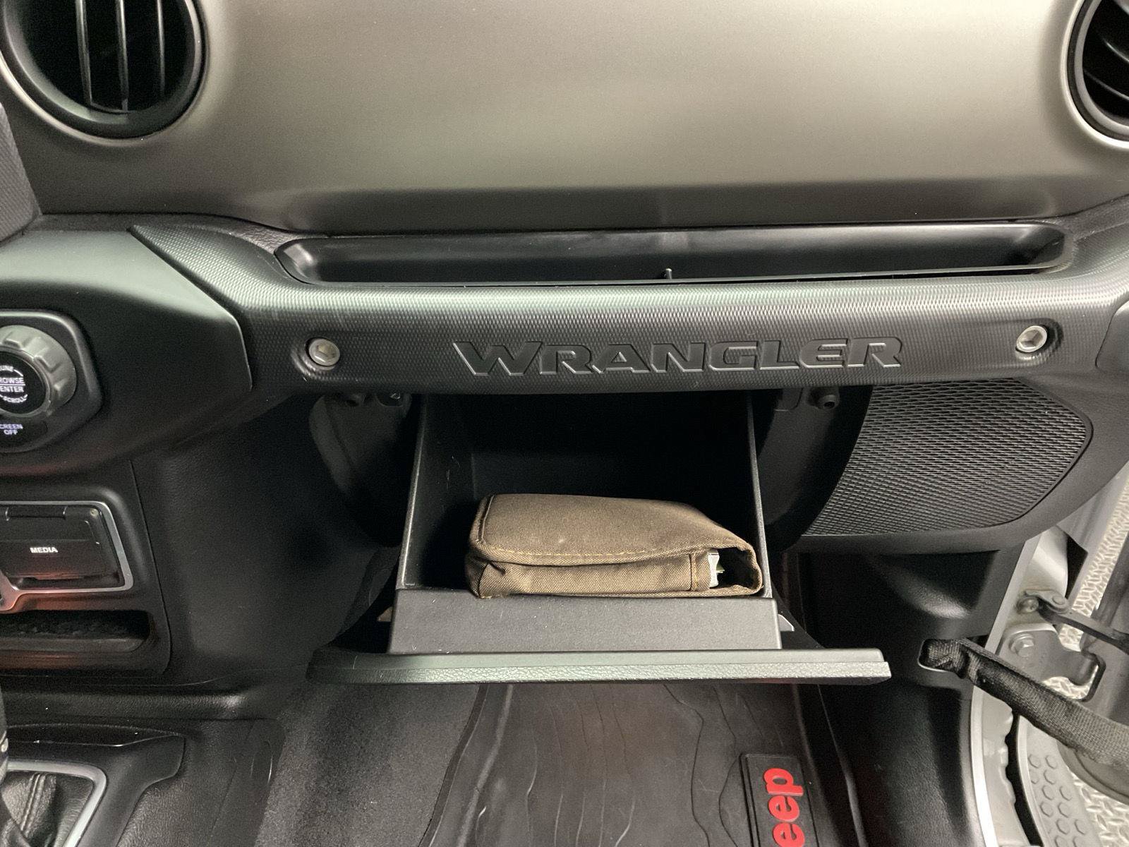 Used 2018 Jeep Wrangler Unlimited Sport S AWD/4WD image 24