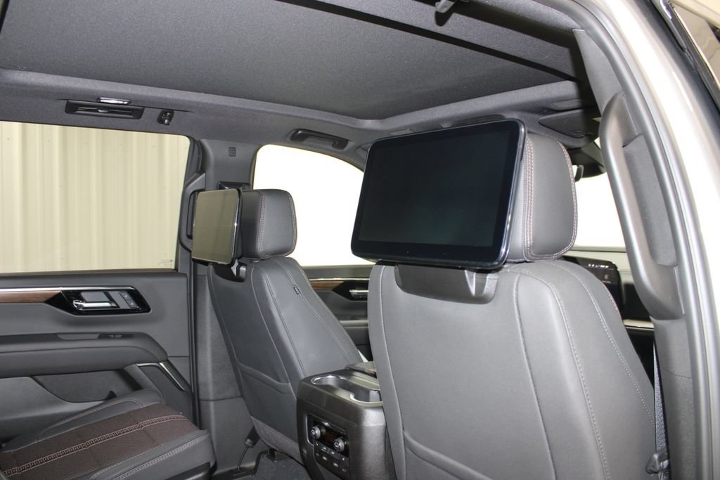 New 2026 Chevrolet Tahoe High Country AWD/4WD image 30