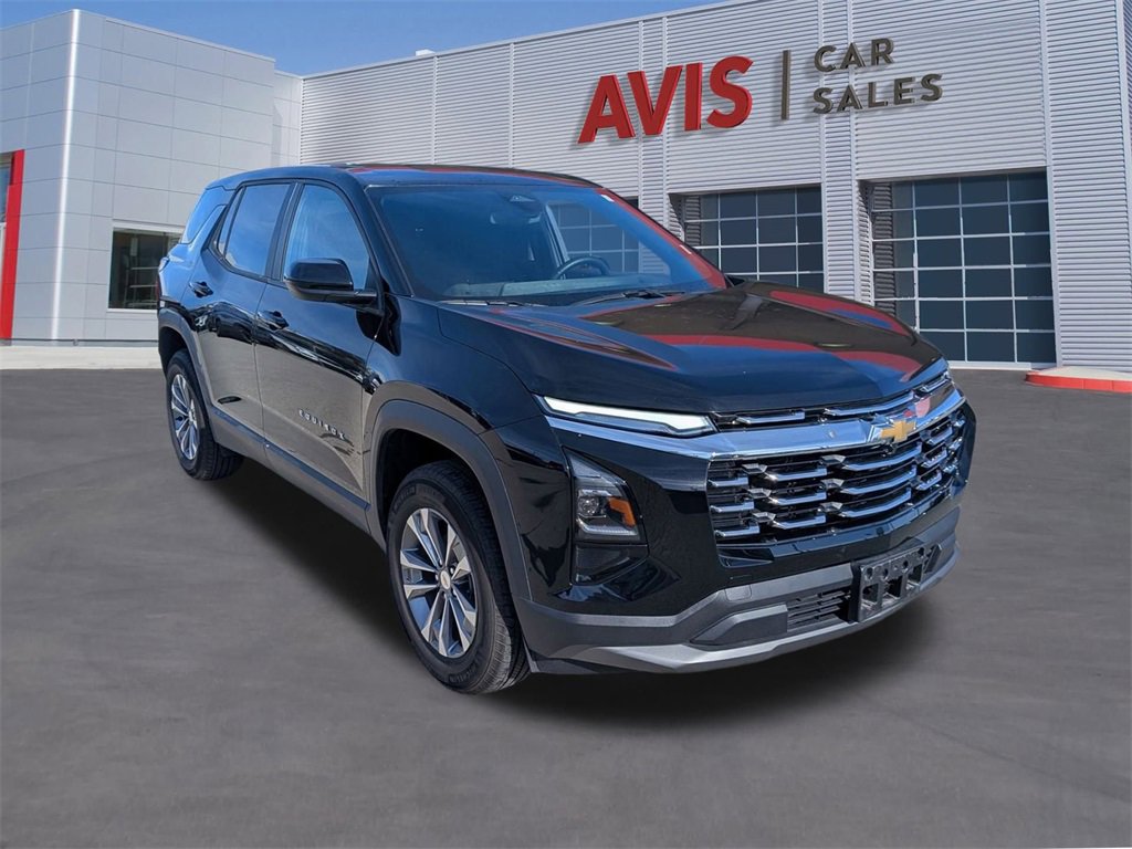 Used 2025 Chevrolet Equinox LT image 3