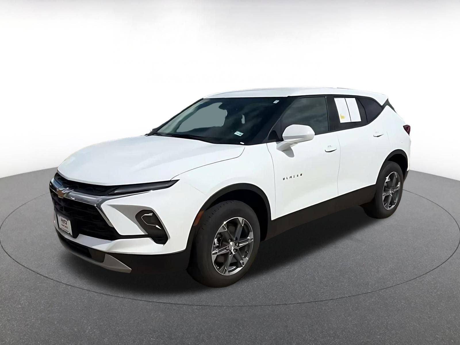 Used 2026 Chevrolet Blazer LT FWD image 7