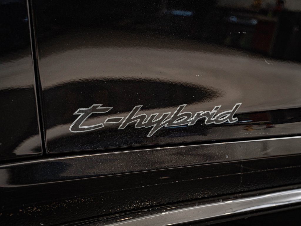 Certified 2025 Porsche 911 Carrera 4 GTS image 60