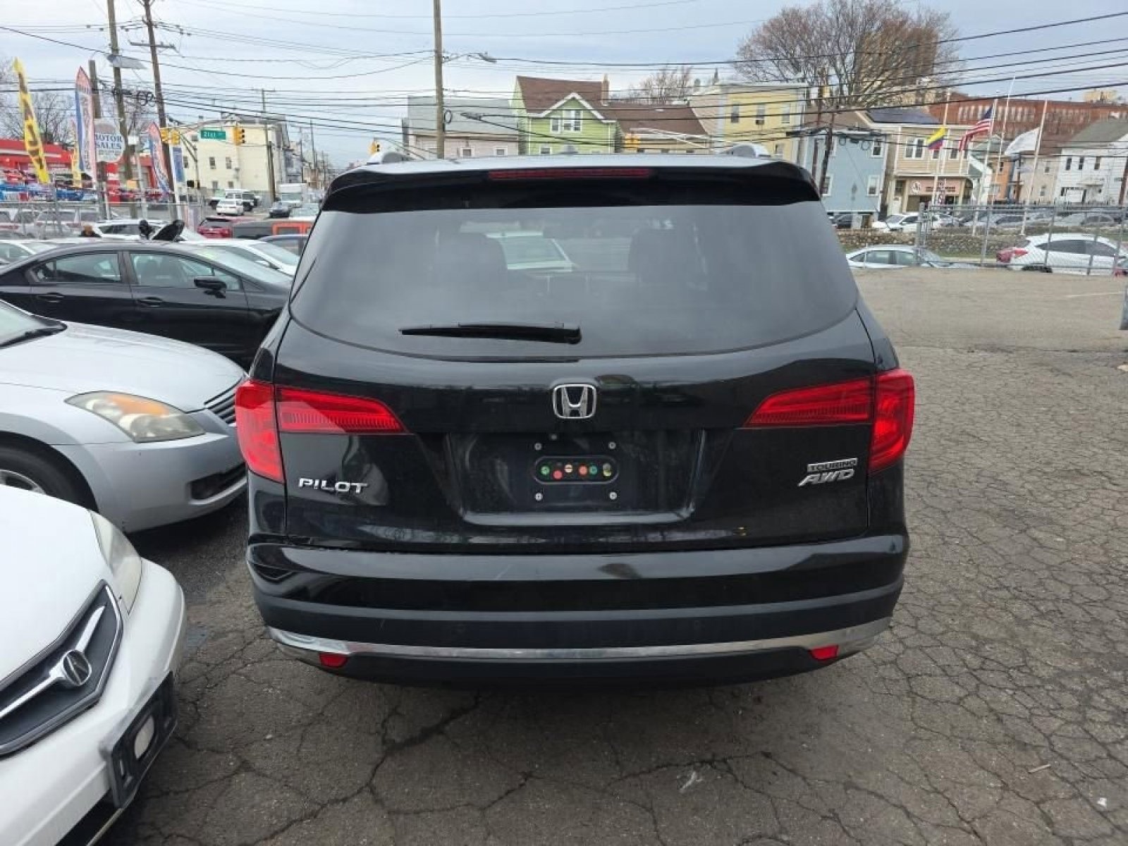 Used 2016 Honda Pilot Touring image 36