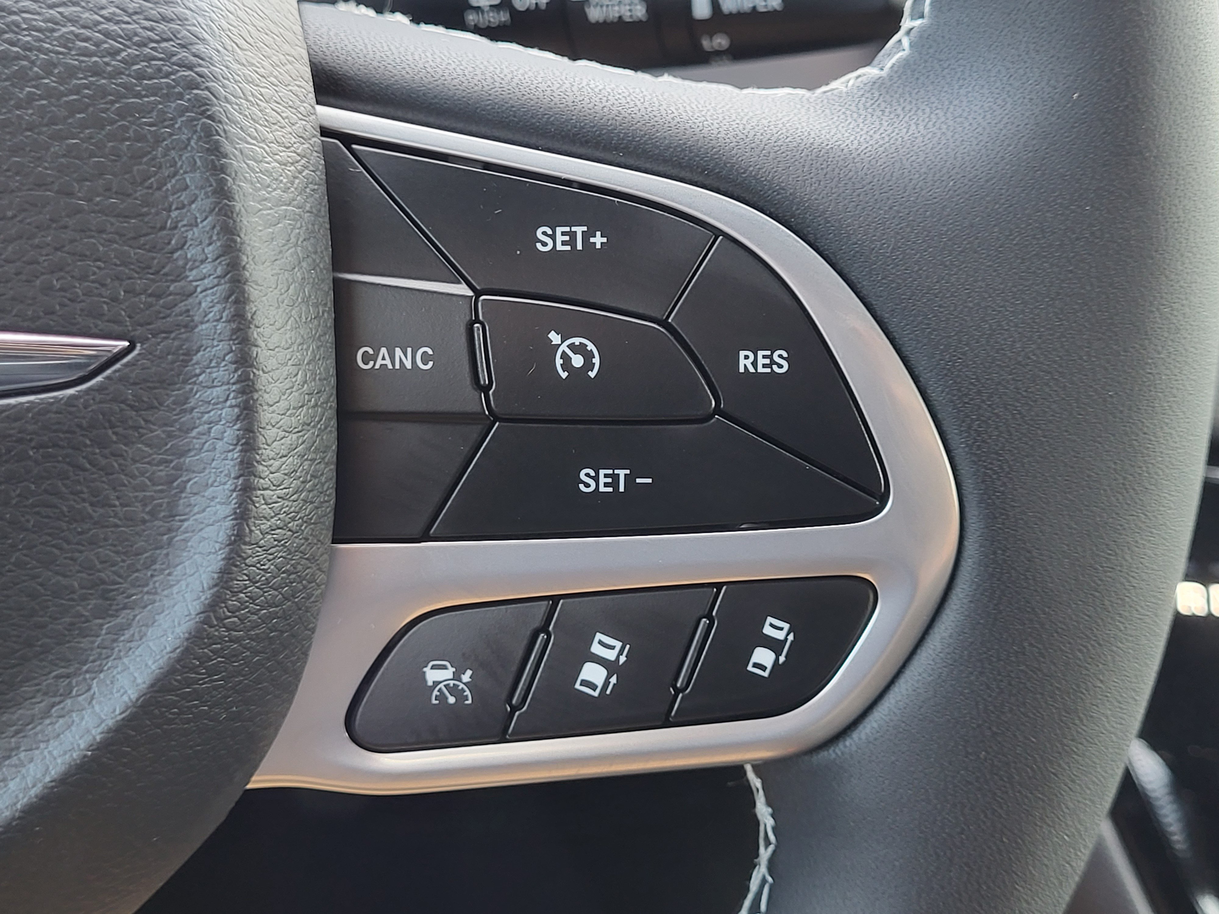 New 2026 Chrysler Voyager LX FWD image 19