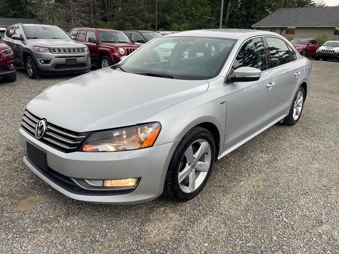 Used 2015 Volkswagen Passat 1.8T Limited Edition FWD image 8