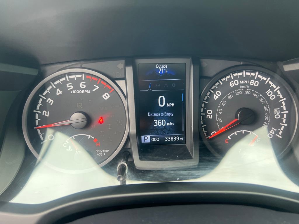 Used 2023 Toyota Tacoma SR image 15