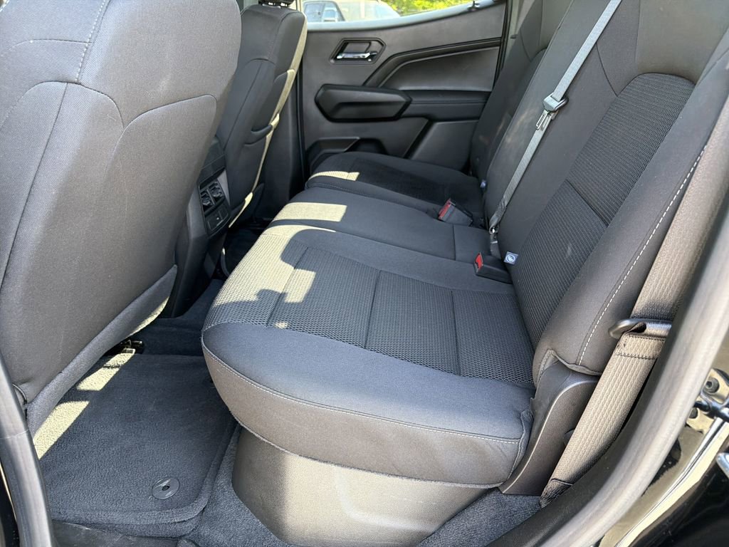Used 2024 Chevrolet Colorado LT w/ LT Convenience Package image 17