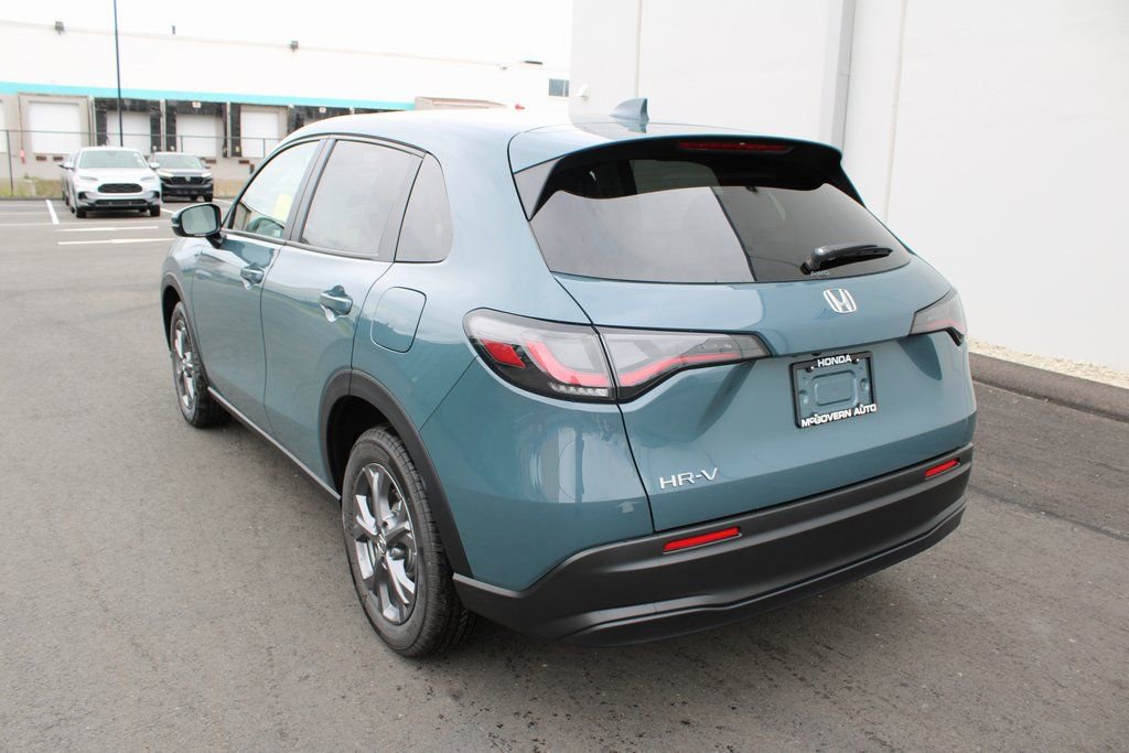 New 2026 Honda HR-V LX image 8