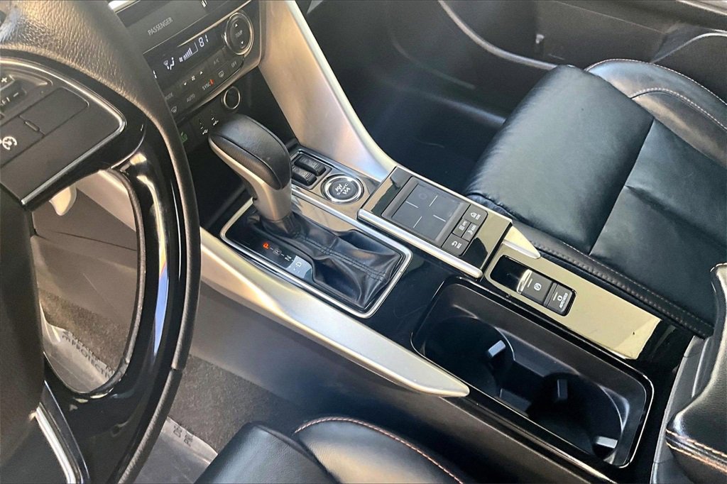 Used 2018 Mitsubishi Eclipse Cross AWD image 18