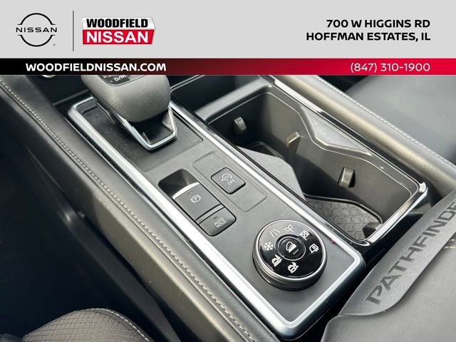 Certified 2025 Nissan Pathfinder SL w/ SL Premium Package image 36