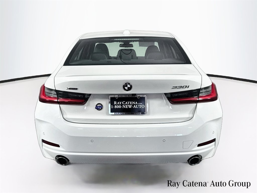 Used 2023 BMW 330i xDrive Sedan w/ Premium Package AWD/4WD image 6