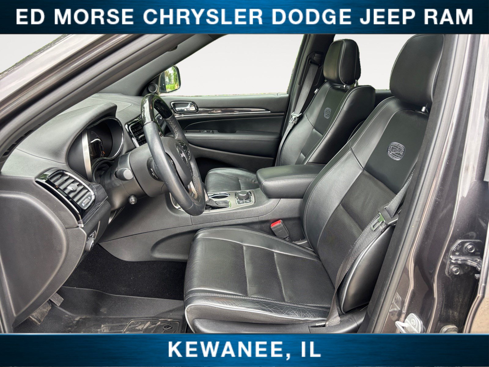 Used 2019 Jeep Grand Cherokee Overland AWD/4WD image 9