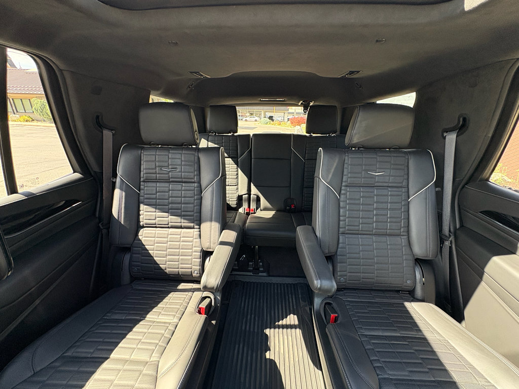 Used 2024 Cadillac Escalade V w/ LPO, ONYX Package AWD/4WD image 36
