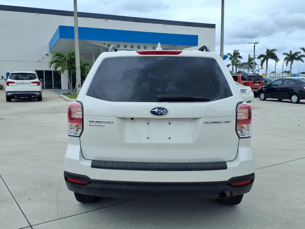 Used 2018 Subaru Forester 2.5i w/ Protection Package #1 AWD/4WD image 13