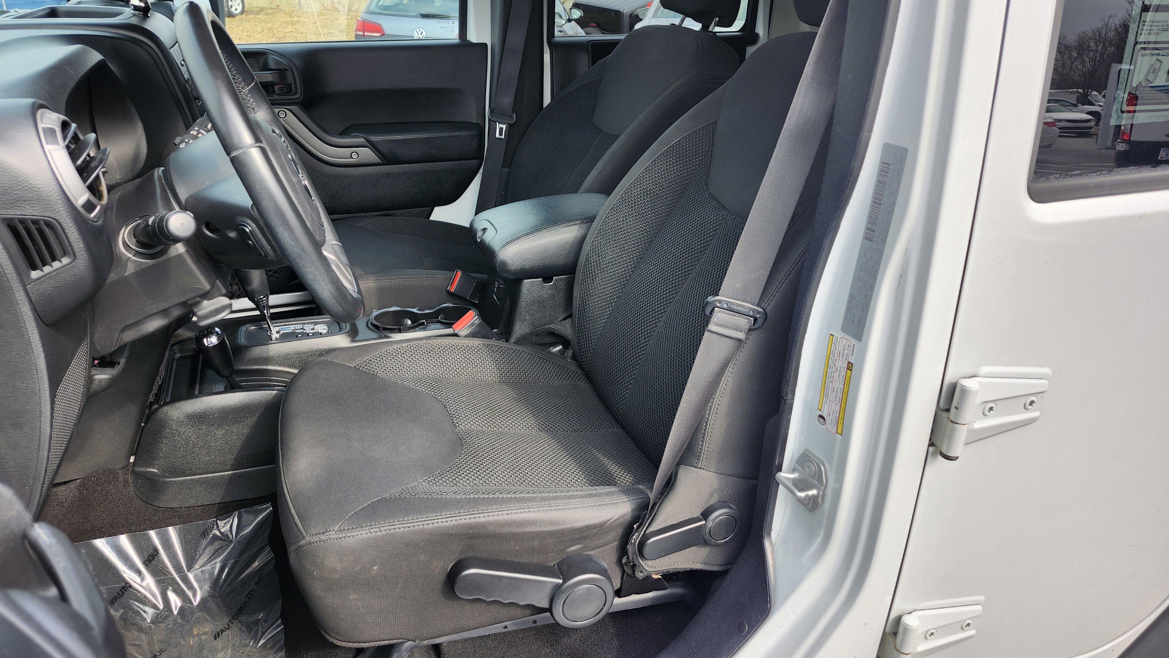 Used 2017 Jeep Wrangler Unlimited Sport image 20