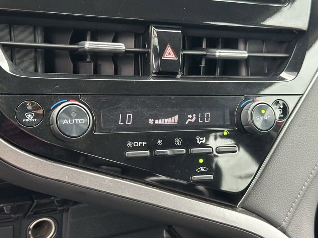 Used 2023 Toyota Camry LE image 18