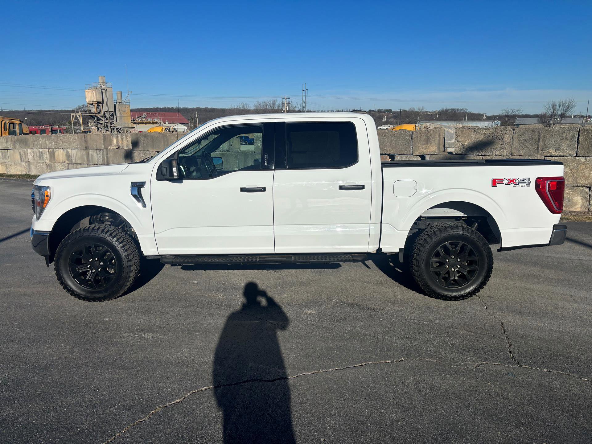 Used 2021 Ford F150 XLT w/ Equipment Group 301A Mid AWD/4WD image 4