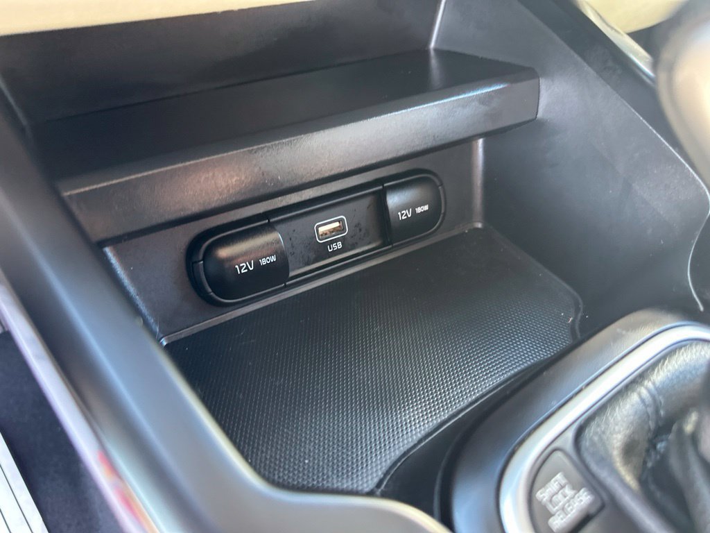 Used 2025 Kia Soul LX w/ LX Technology Package FWD image 23