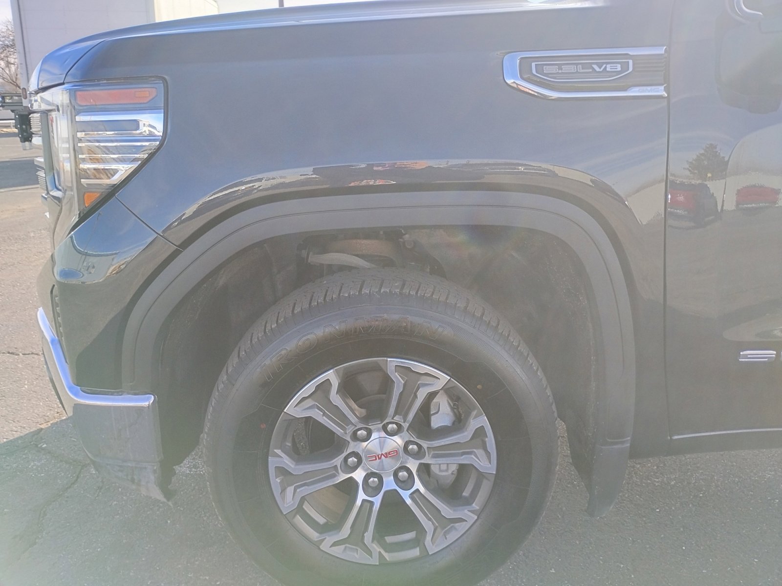 Used 2024 GMC Sierra 1500 SLT image 10