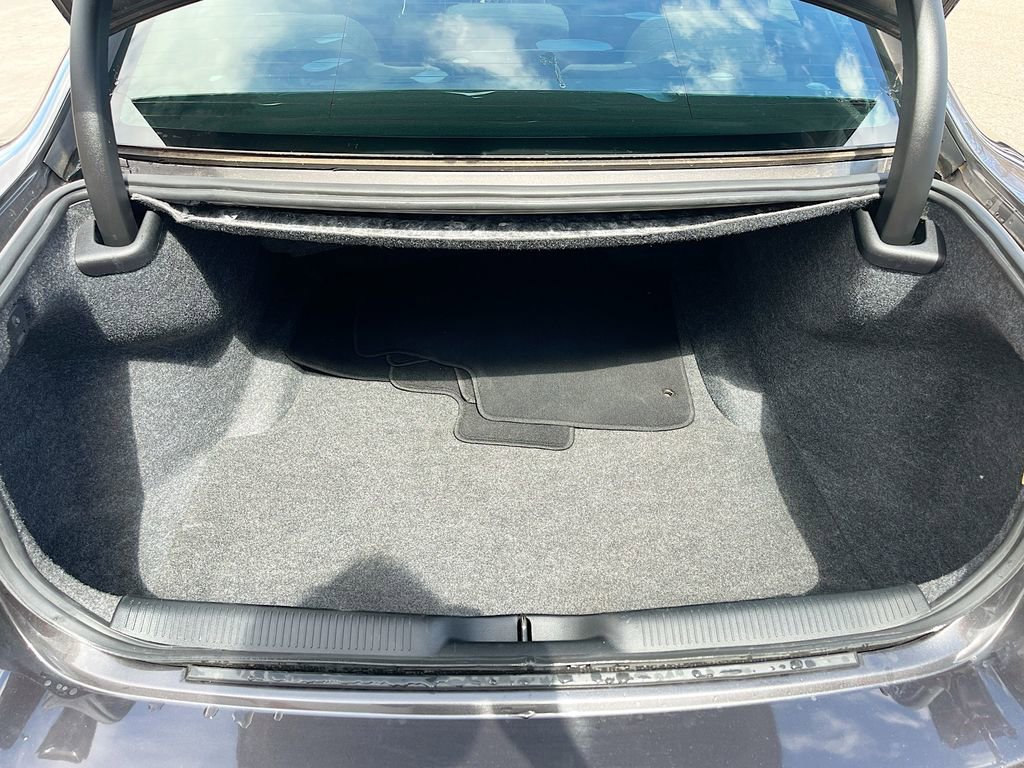 Used 2022 Dodge Charger R/T w/ Blacktop Package image 24