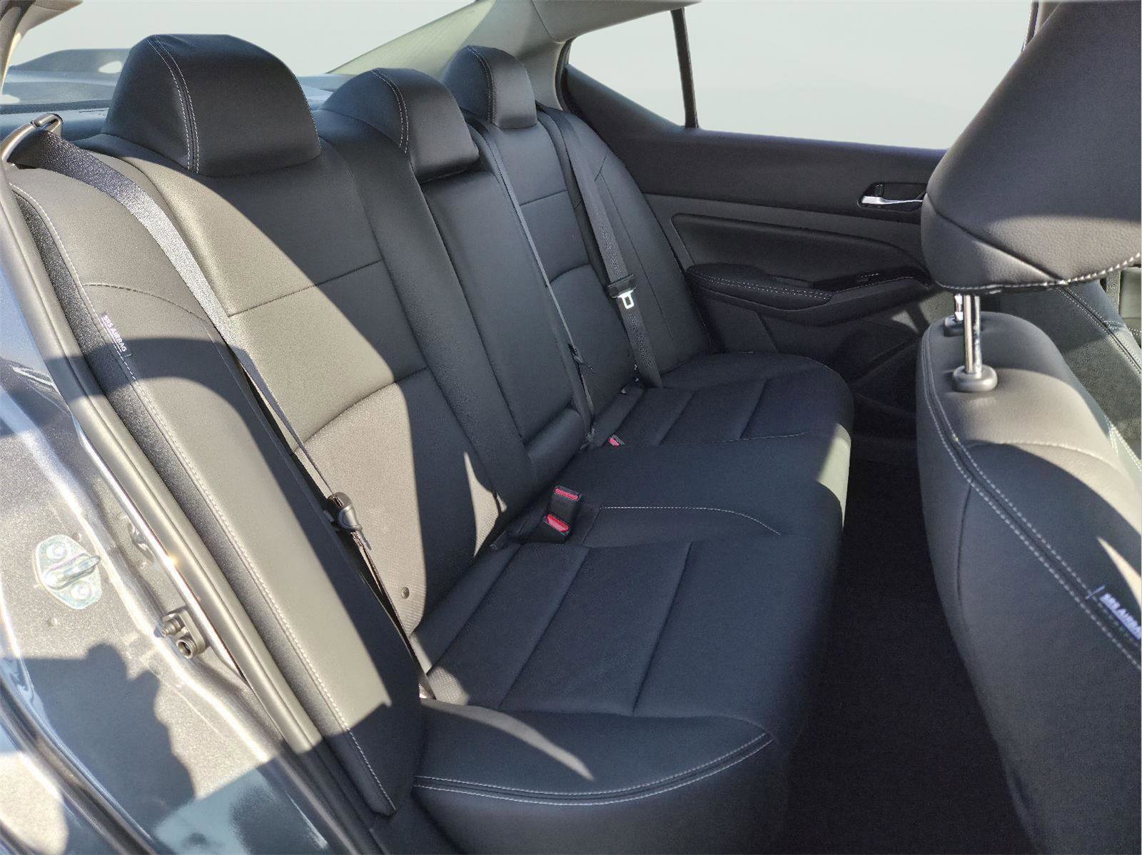 New 2025 Nissan Altima 2.5 SL image 16