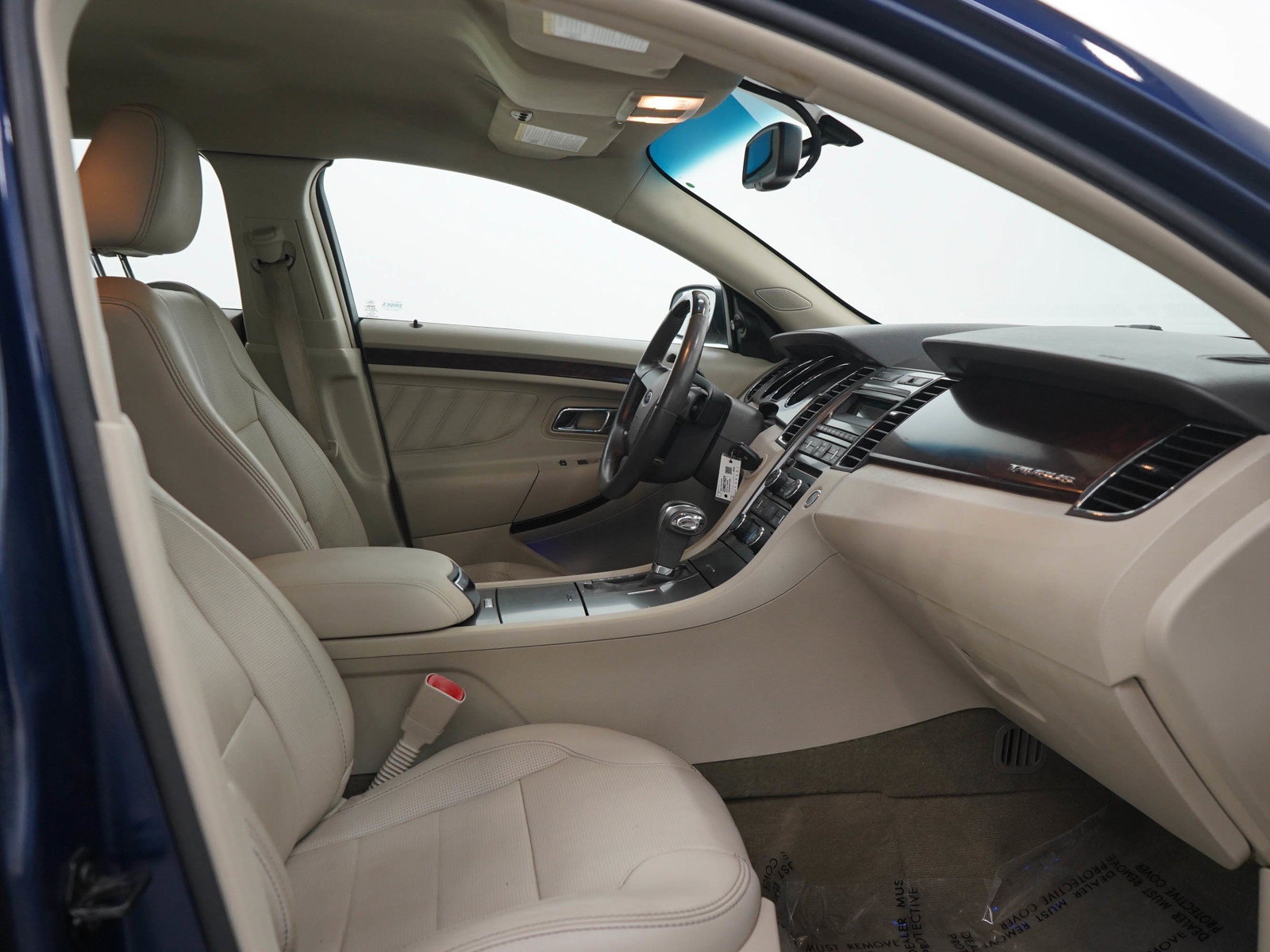 Used 2012 Ford Taurus Limited FWD image 11