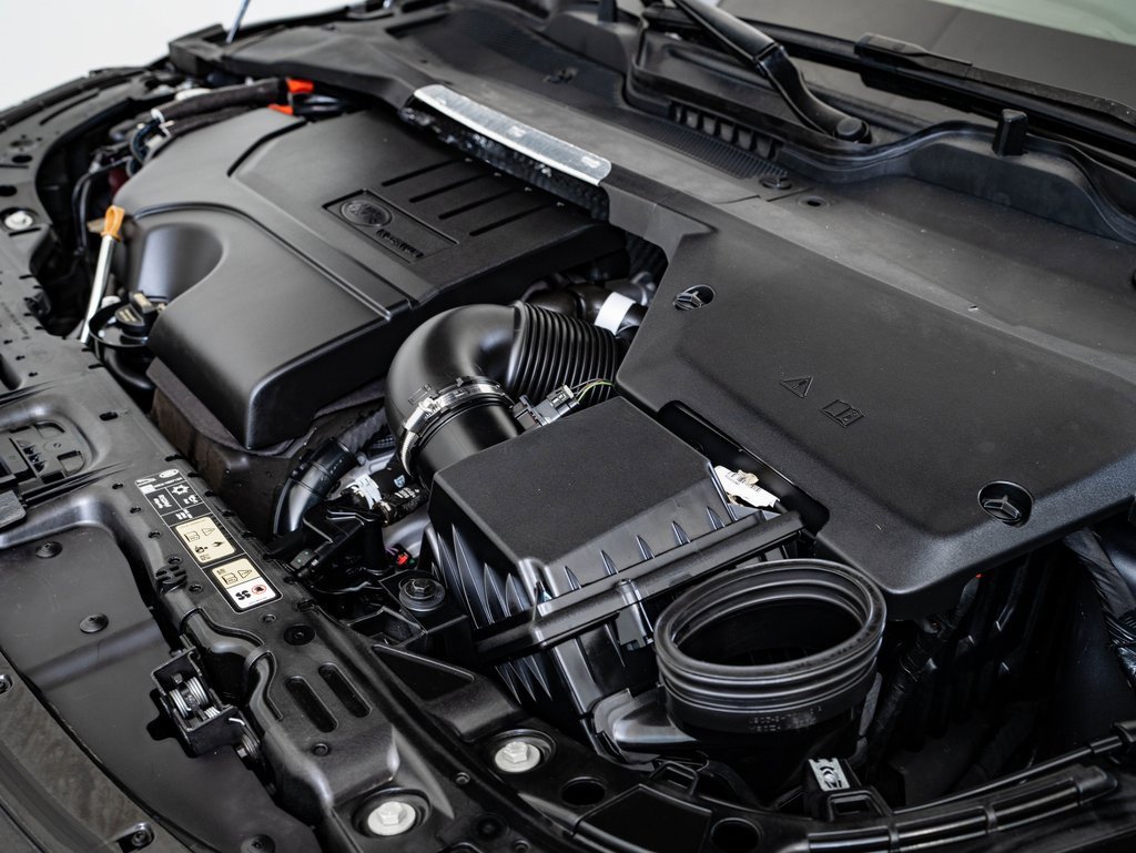 Used 2024 Land Rover Range Rover Evoque S image 45