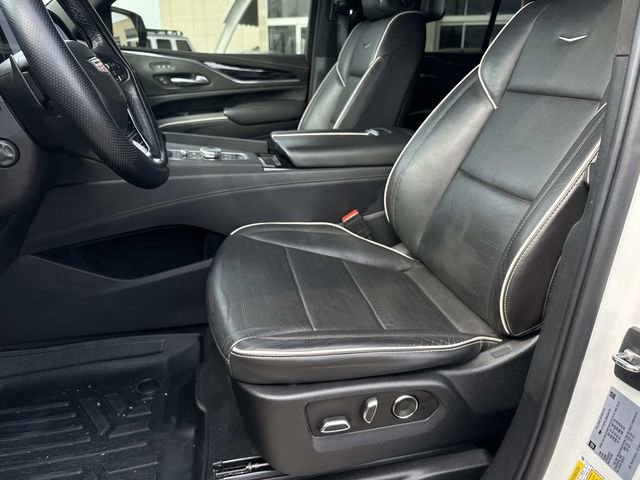 Used 2021 Cadillac Escalade Sport w/ Driver Assist Tech Package image 20