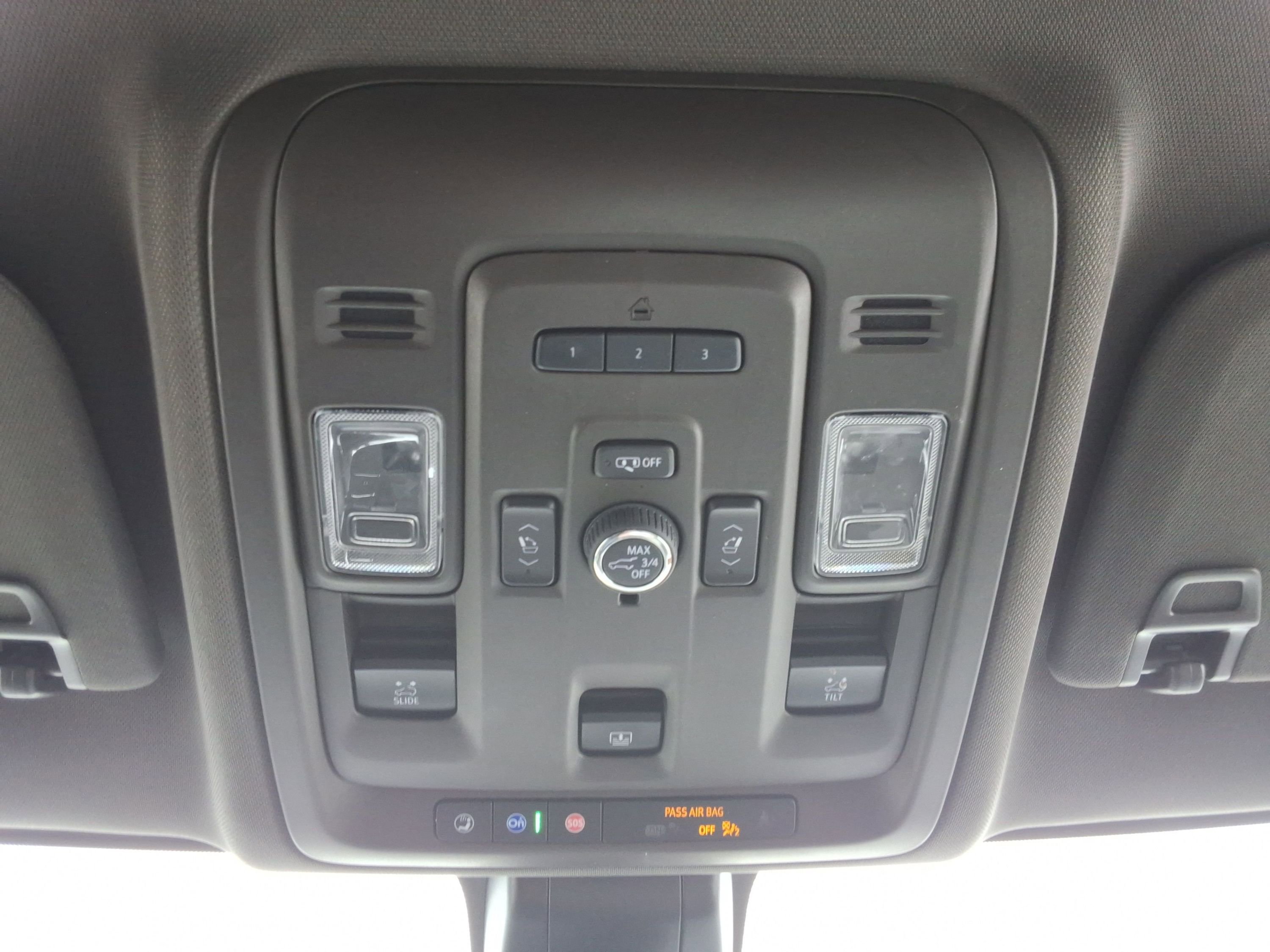 Used 2021 GMC Yukon XL SLT w/ SLT Luxury Plus Package image 19