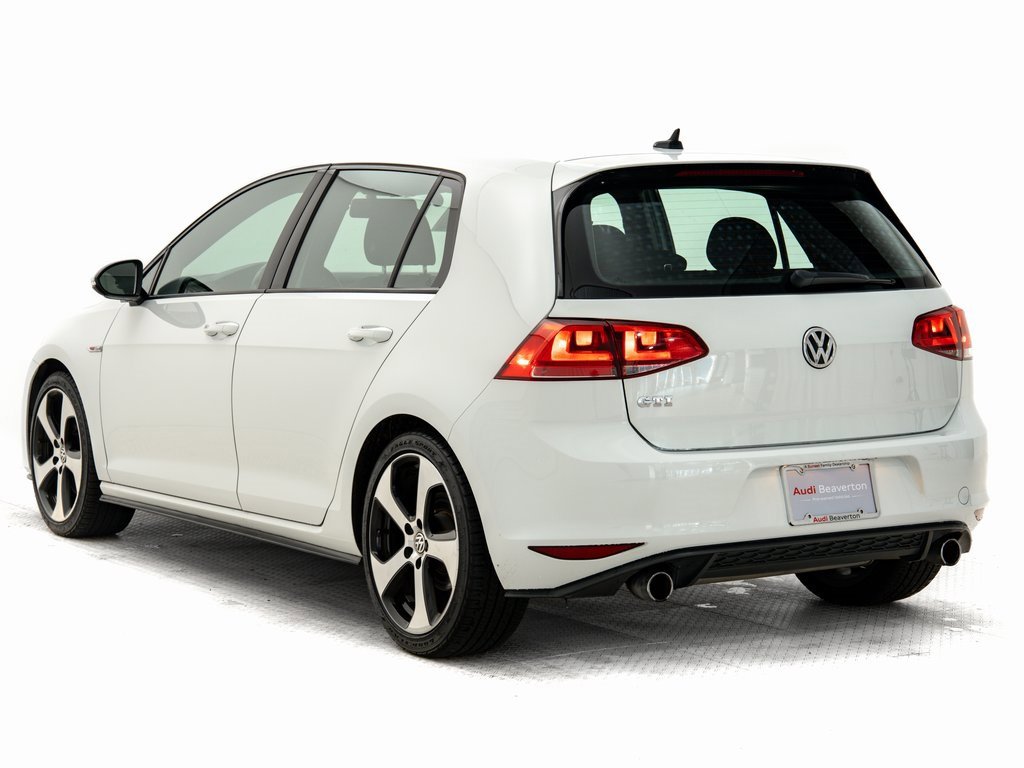 Used 2017 Volkswagen Golf S image 32