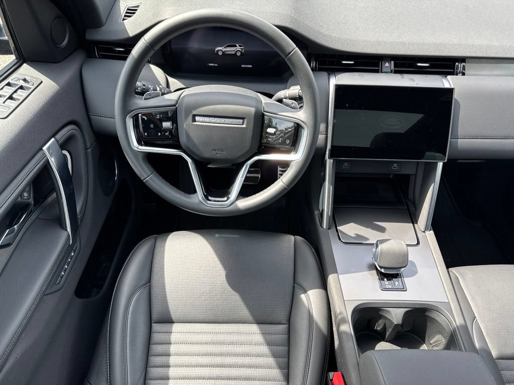 Certified 2025 Land Rover Discovery Sport Dynamic SE AWD/4WD image 23