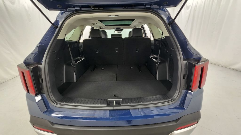 New 2026 Kia Sorento S w/ S Panoramic Sunroof Package FWD image 15