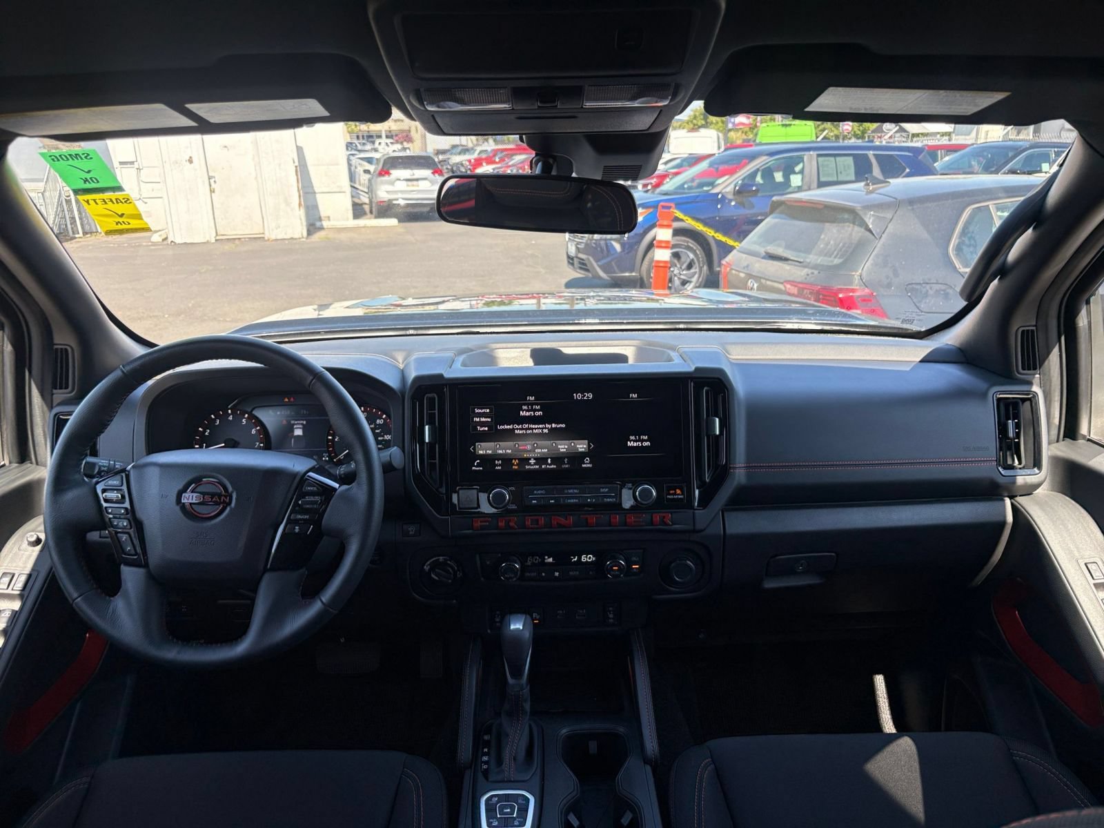 Used 2026 Nissan Frontier PRO-4X AWD/4WD image 33
