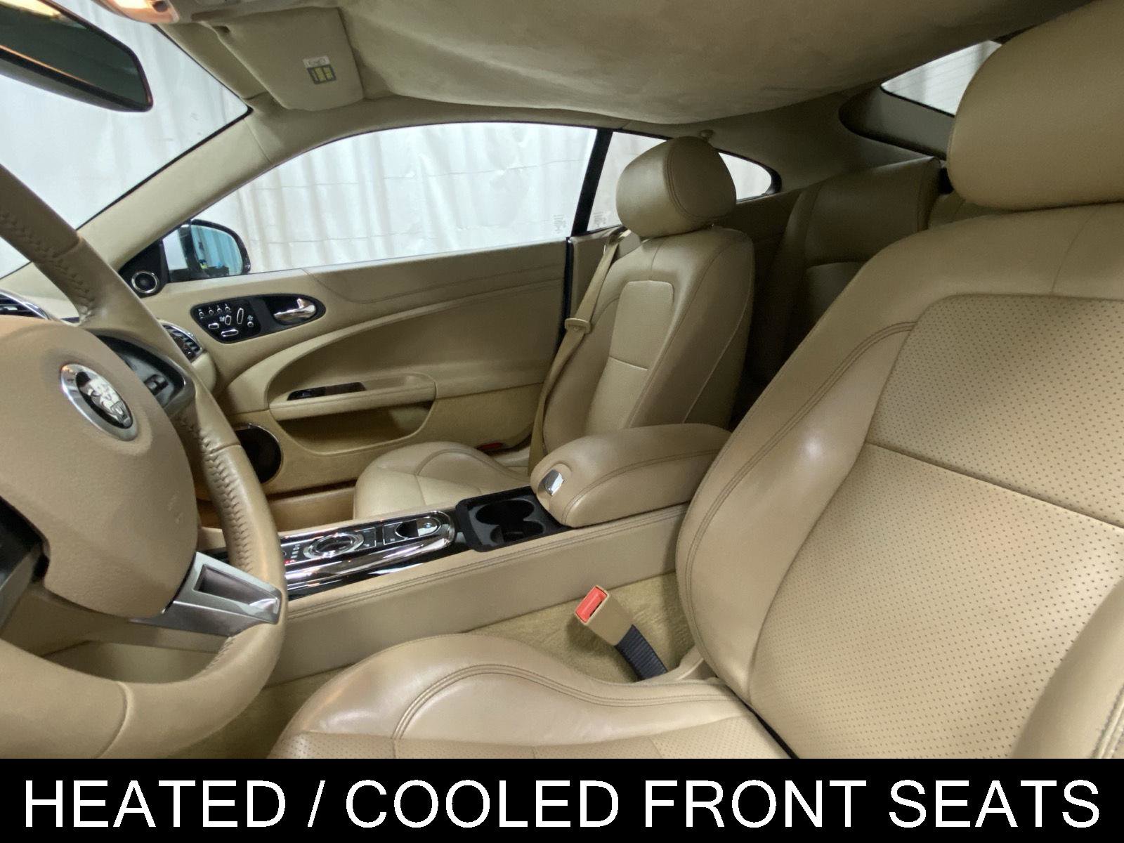 Used 2013 Jaguar XK Coupe RWD image 12