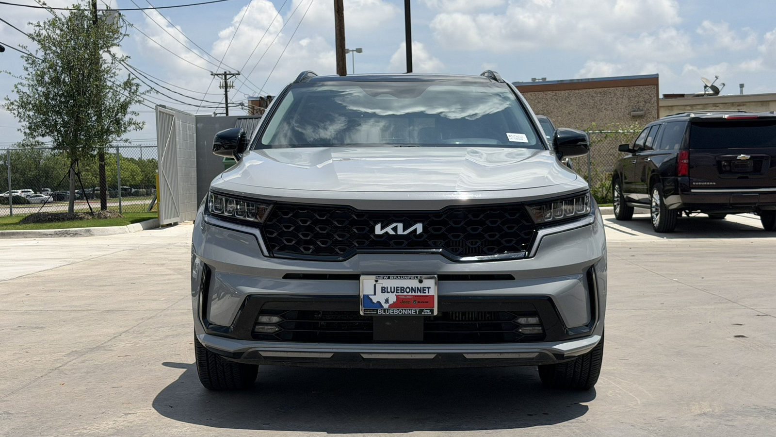 Used 2023 Kia Sorento EX w/ Panoramic Sunroof Package FWD image 2