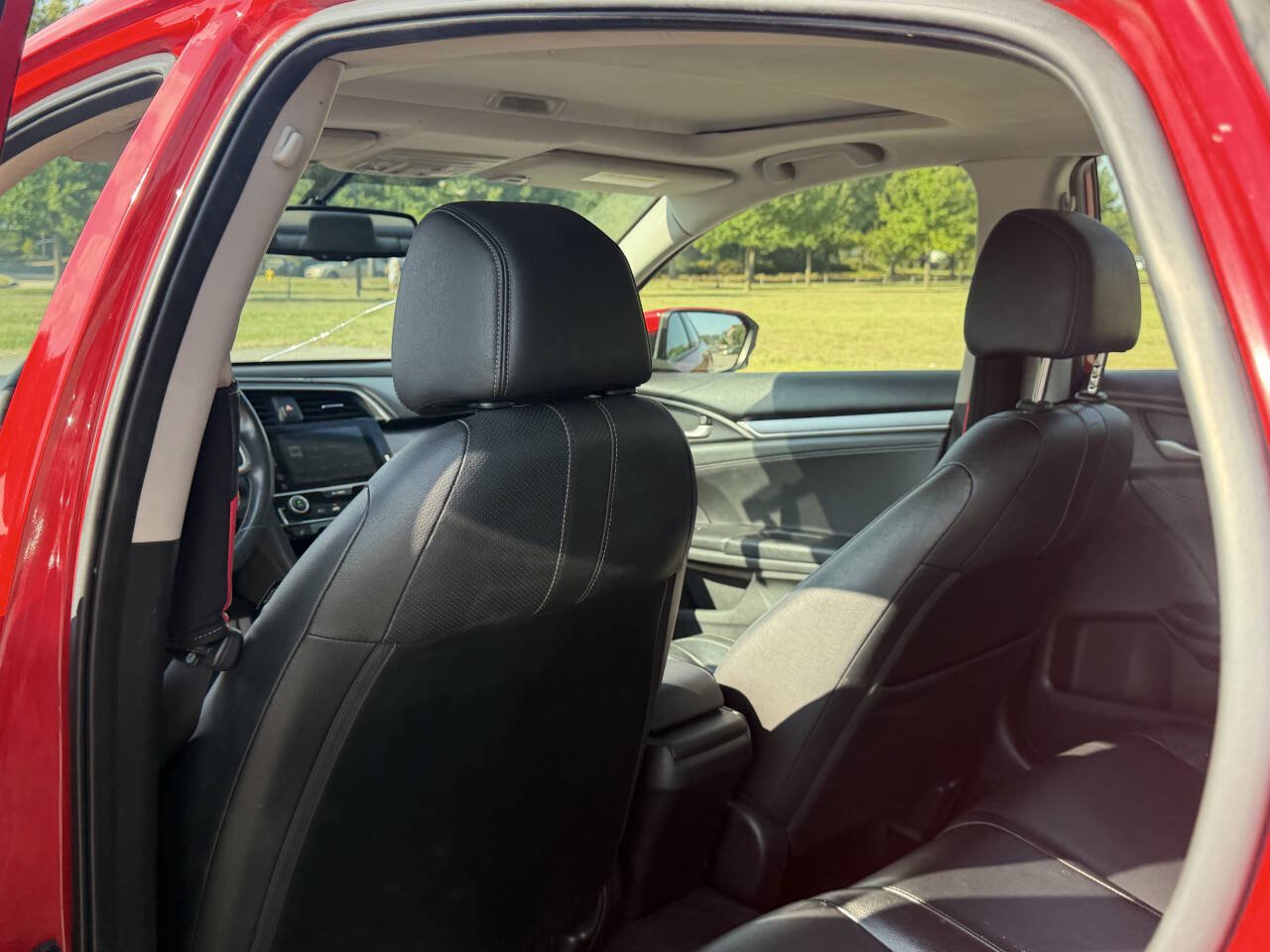 Used 2018 Honda Civic EX-L image 26
