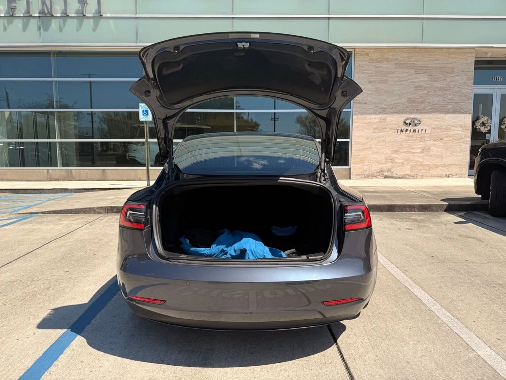 Used 2019 Tesla Model 3 Performance image 7