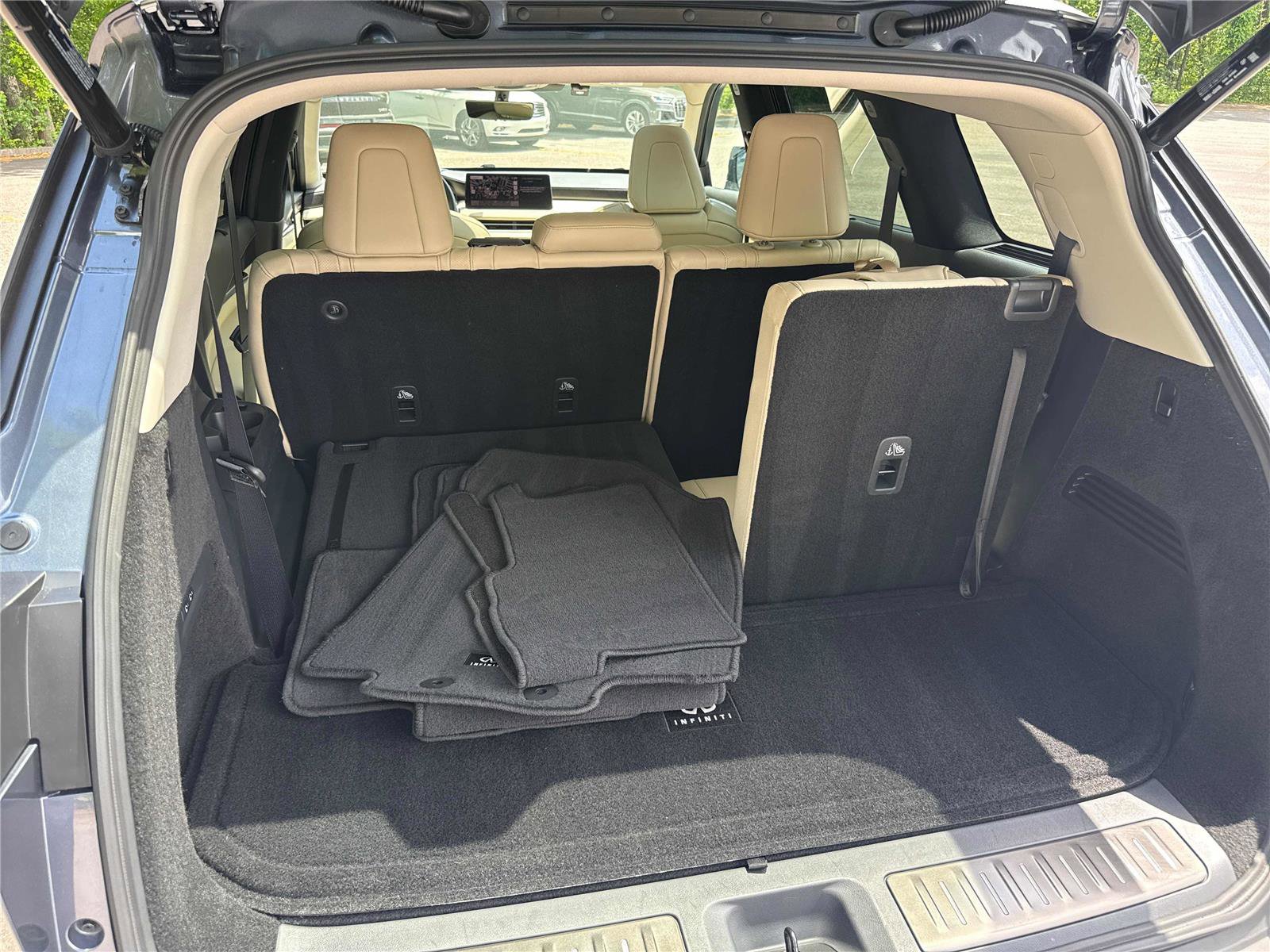 Certified 2025 INFINITI QX60 Sensory w/ Vision Package AWD/4WD image 30