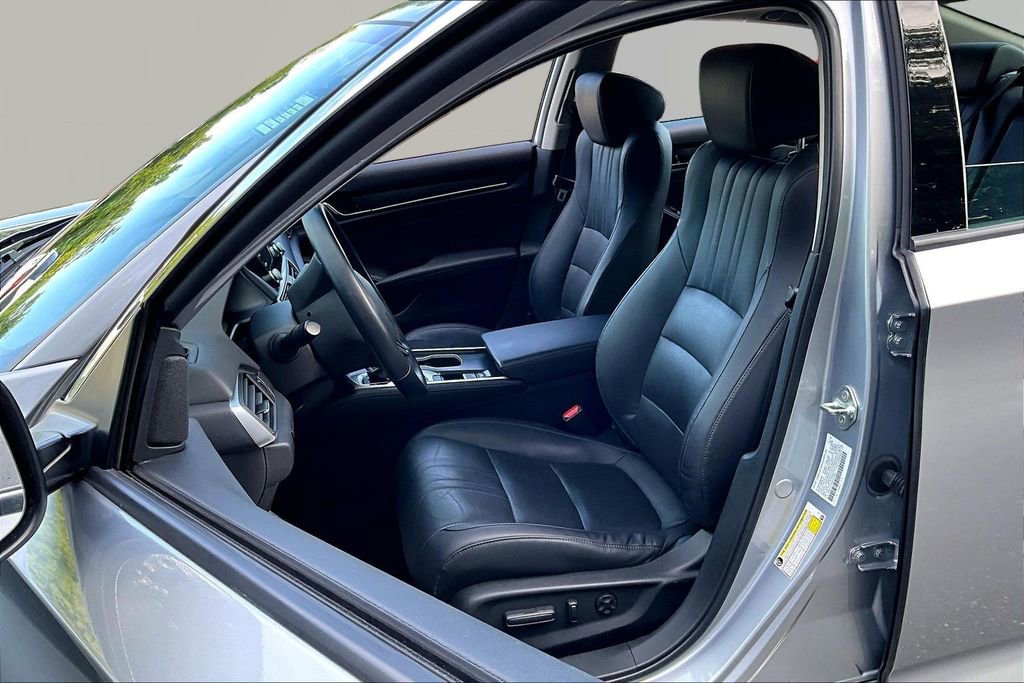 Certified 2018 Honda Accord EX-L image 15