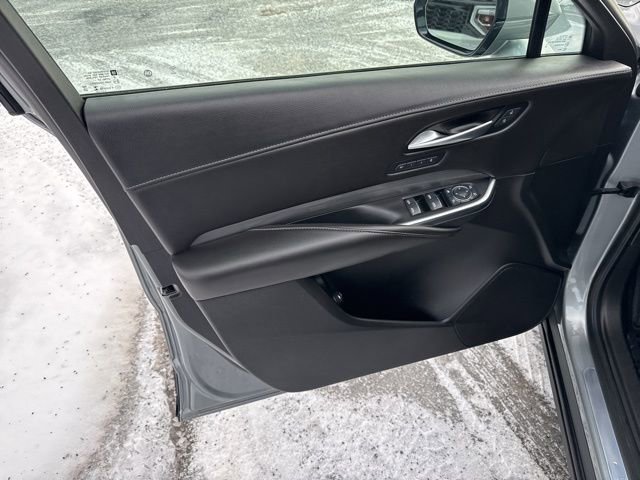 Used 2024 Cadillac XT4 Premium Luxury image 52