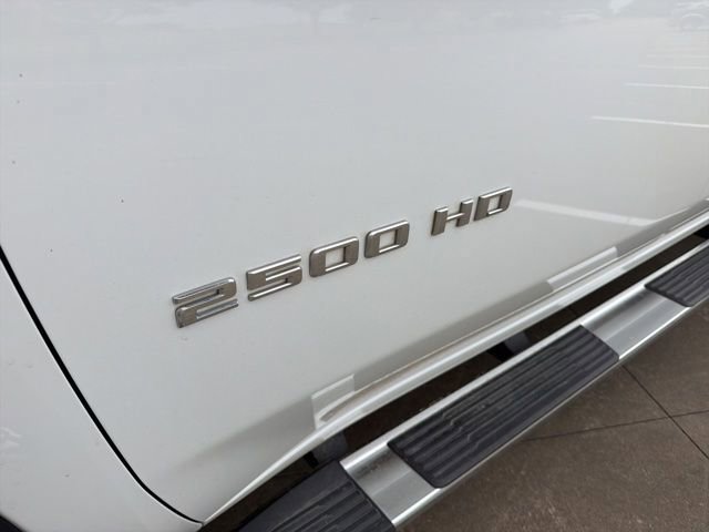 Used 2022 Chevrolet Silverado 2500 LTZ w/ LTZ Convenience Package AWD/4WD image 5