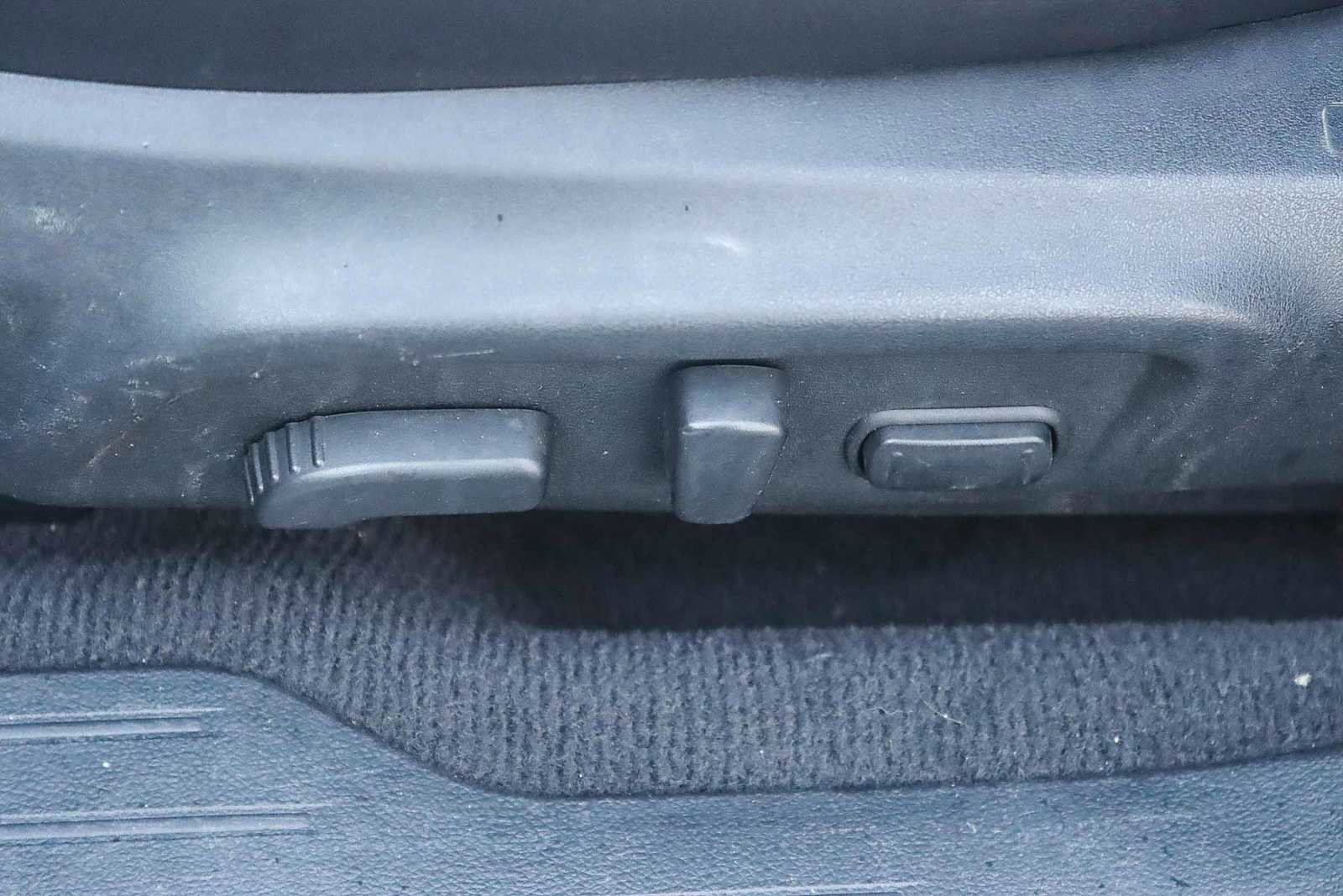 Used 2016 Subaru Outback 2.5i Limited image 21