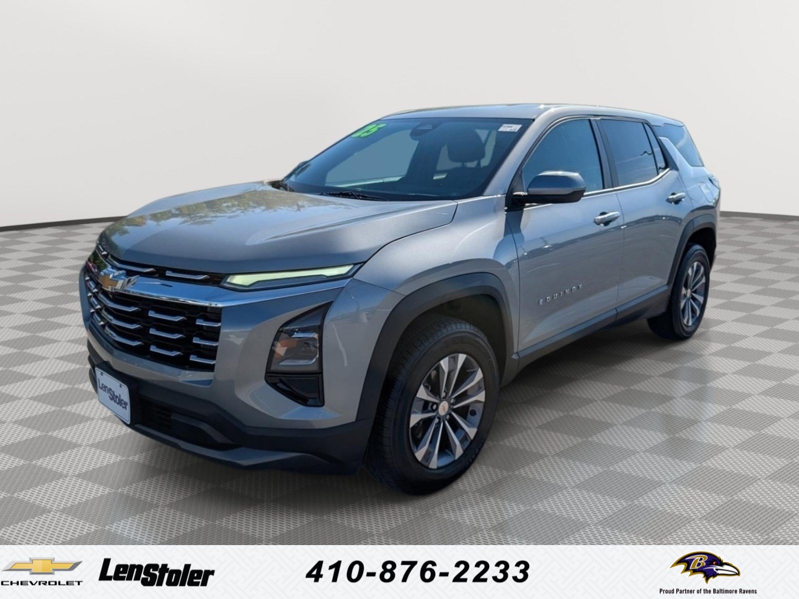 Used 2025 Chevrolet Equinox LT FWD image 1