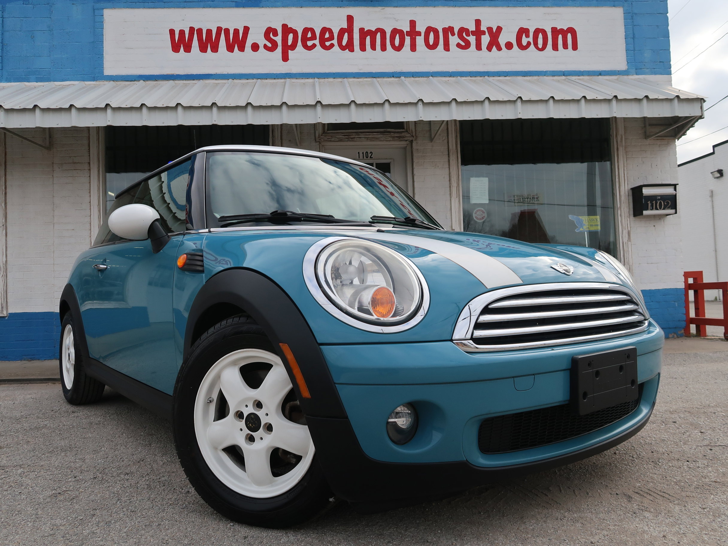 Used 2008 MINI Cooper Hardtop image 2