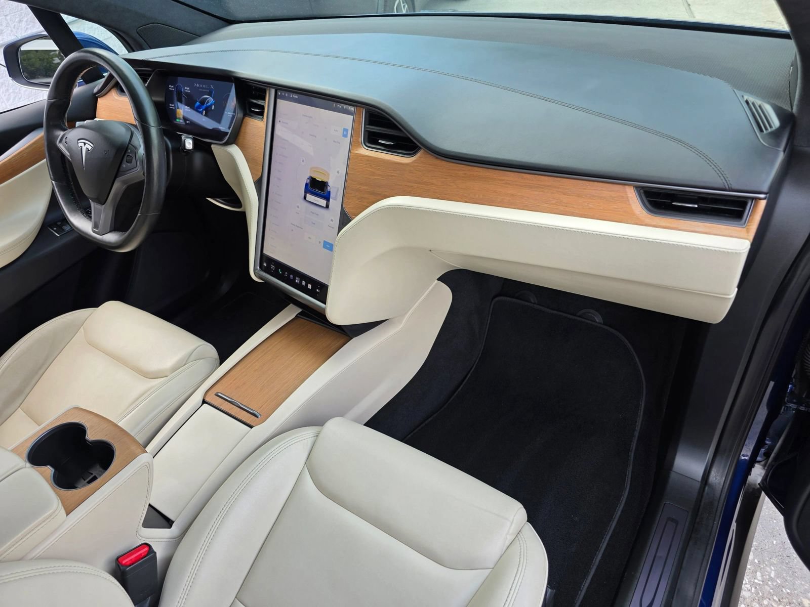 Used 2020 Tesla Model X Long Range AWD/4WD image 29