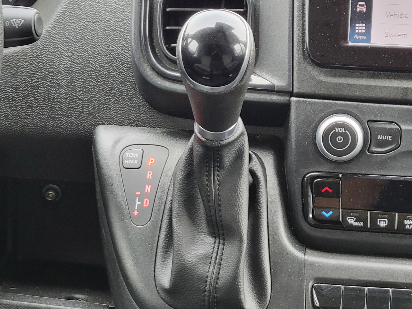 New 2024 RAM ProMaster 3500 w/ Cold Weather Group image 24