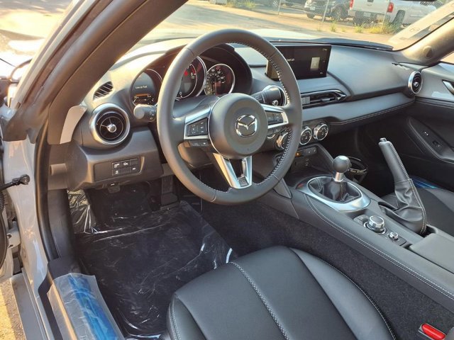 New 2026 MAZDA MX-5 Miata RF Grand Touring RWD image 3